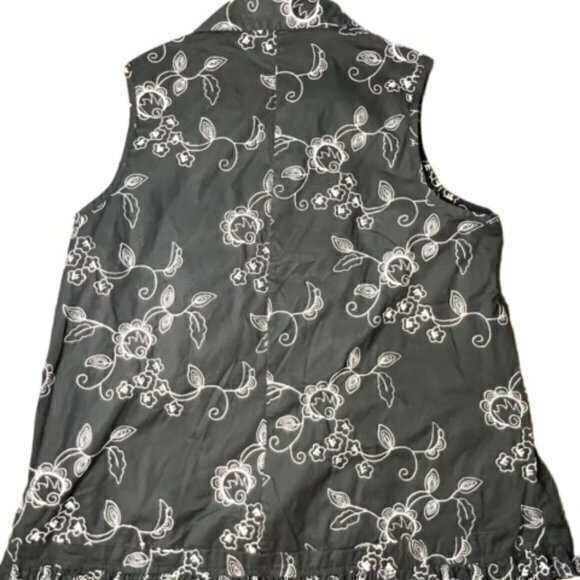 BUNDLE 3 FOR $18 Carolina Colours Stretch Sleeveless Shirt 14/16 Embroidered - Picture 2 of 14